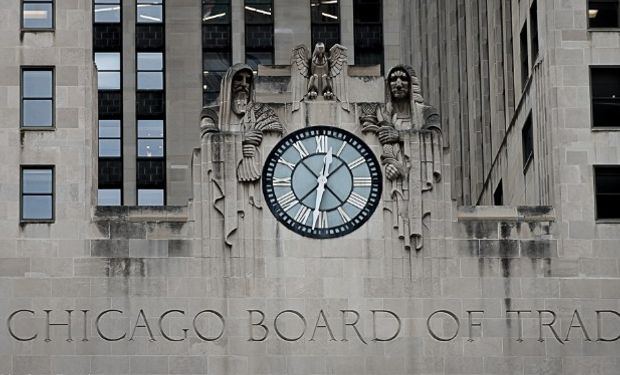 Arrancó la semana en CBOT con bajas generalizadas