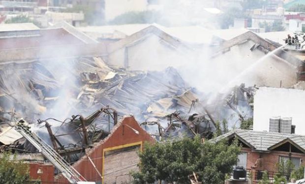 Incendio en Barracas: la tragedia que transformó en héroes a bomberos y rescatistas