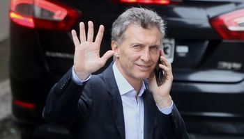 Macri: "Tuvimos una buena y larga conversación telefónica con Alberto Fernández"