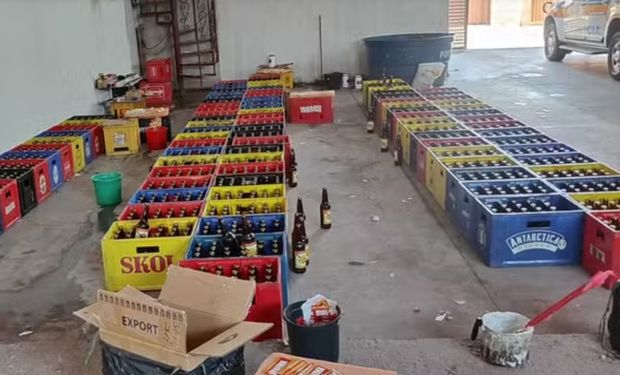 Cerveja falsificada: polícia apreende mais de 3 mil garrafas em MG