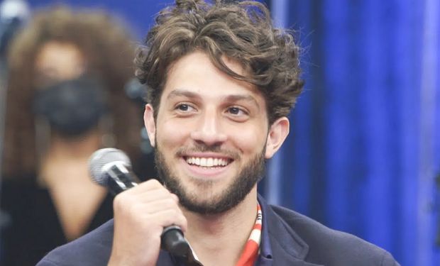 O ator Chay Suede será um dos protagonistas masculinos da próxima novela das 9. (Foto - Divulgação/Globo)