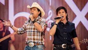 Playlist do agro: listamos 10 grandes ídolos do sertanejo