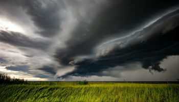 Entenda o fenômeno climático que espalha chuva por todo Brasil