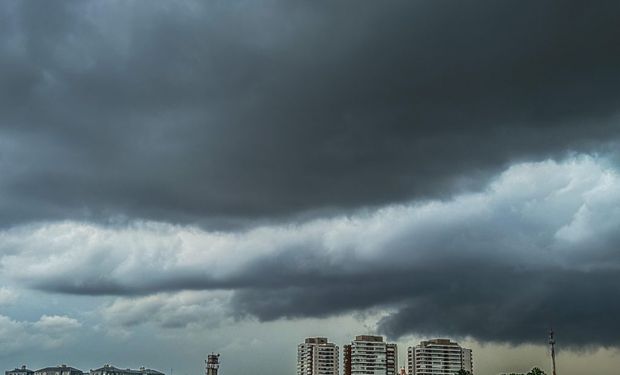 Chuvas intensas colocam áreas do Sudeste em risco