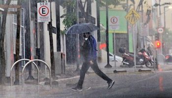 Chuva vai se espalhar pelo Brasil nos próximos dez dias, alerta MetSul