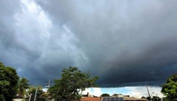 Novembro começa com chuva no Centro-Sul do Brasil