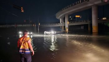 RS tem noite de caos com uma morte e está em alerta para novos temporais