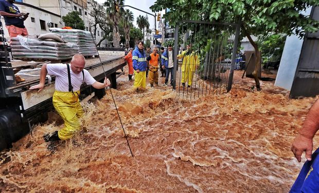 Drama sem fim: Novos episódios de chuva vão prolongar as enchentes no RS