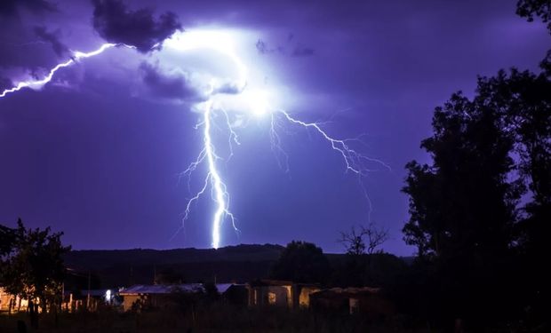 Santa Catarina e o Paraná também podem ter chuva forte localizada e tempestades isoladas. (Foto - Mickael Souza/MetSul)