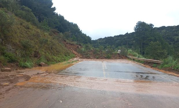 Os acumulados de precipitação podem provocar alagamentos, transbordamento, cheias de rios com enchentes e deslizamentos de terra. (Foto-Divulgação/SC)