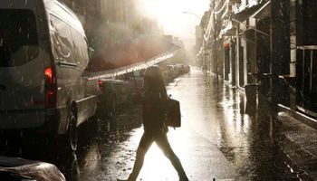 Com onda de calor no fim, Inmet alerta para chuvas intensas pelo Brasil