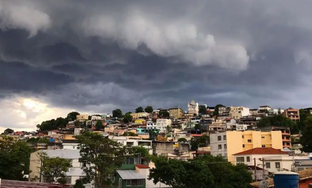 Inmet emitiu alerta laranja para boa parte dos estados das regiões Sudeste, Centro-Oeste e Norte do país