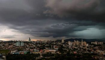 Chuva intensa avança pelo Brasil: Inmet emite alerta para 12 estados e prevê mais instabilidade