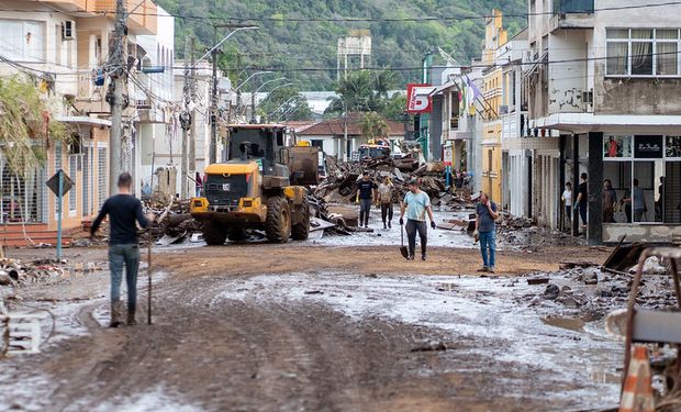 No RS, nove pessoas continuam desaparecidas, 104 é o número de municípios afetados, com 1088 pessoas desabrigadas até o momento. (Foto - Mauricio Tonetto / RS)