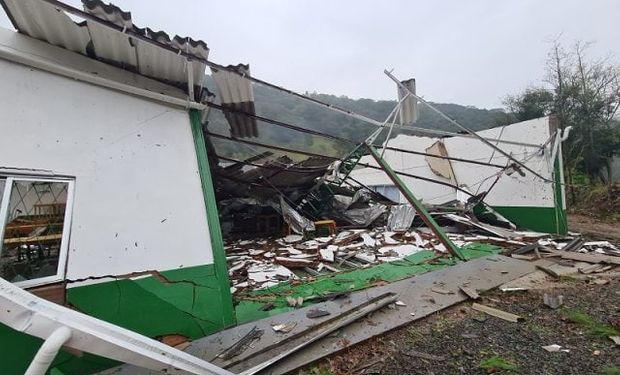 Em Santa Catarina, a região serrana registrou ventos próximos a 147 quilômetros por hora.