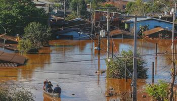 Governo libera R$ 741 milhões em socorro a vítimas do ciclone no RS
