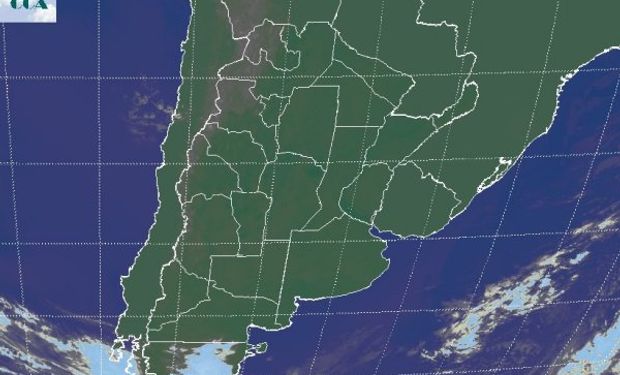 La foto satelital vuelve a mostrar un vasto paneo del sudeste de Sudamérica donde los cielos se muestran despejados.