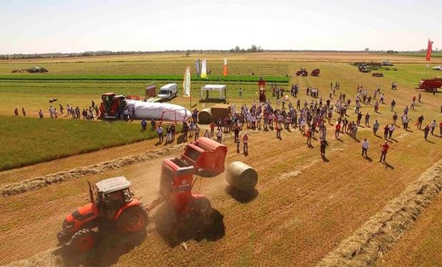 Todas las recomendaciones para producir alimentos de calidad a menor costo y la participación de la Rotania en su 90 aniversario.