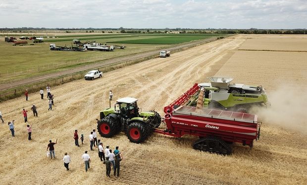 A lo largo del 2018, las clásicas jornadas a campo organizadas por CLAAS continuarán conviviendo y rotarán por otros campos experimentales de la empresa