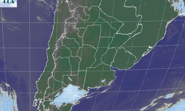 La foto satelital comienza a mostrar la entrada de una perturbación que proyecta su influencia sobre el sudoeste de la región pampeana.