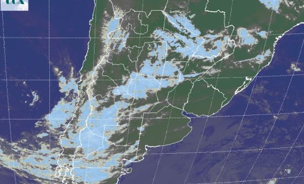 La imagen satelital repite como ayer, el avance de perturbaciones desde el oeste que se encuentran con la zona de alta presión en el este, donde la nubosidad afortunadamente es desorganizada o inhibida en su desarrollo.