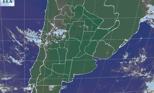 La foto satelital vuelve a reproducir un panorama donde los cielos despejados predominan.