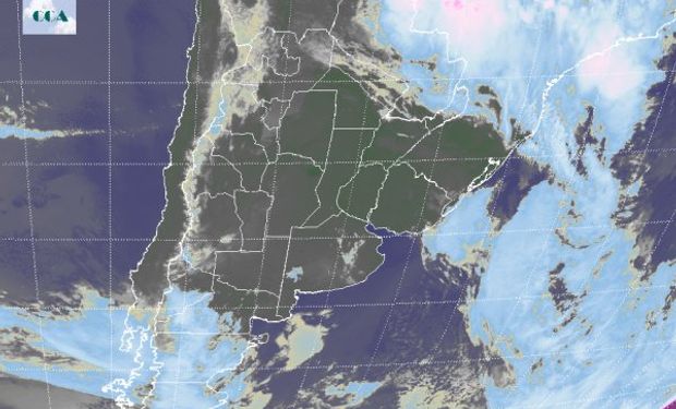 En el recorte del Imagen Satelital puede observarse la posición del sistema nuboso responsable de las condiciones de mal tiempo.