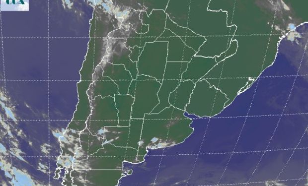 La foto satelital muestra el vasto dominio de la zona de alta presión pisando gran parte del área agrícola del sudeste de Sudamérica.