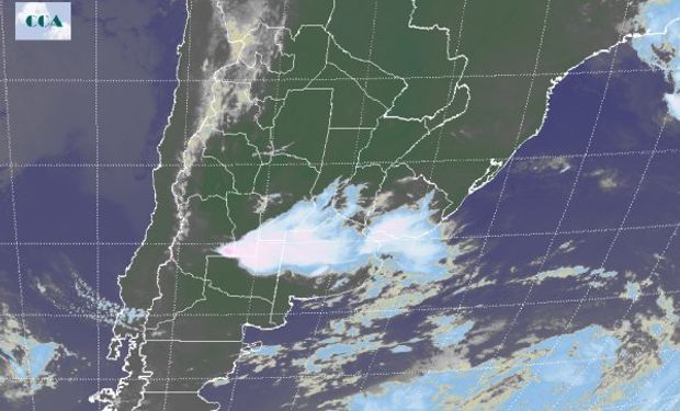 Sistemas nubosos están instalado en una región que abarca el norte de la Provincia de Buenos Aires y sur de Santa Fe, Córdoba y Entre Ríos.
