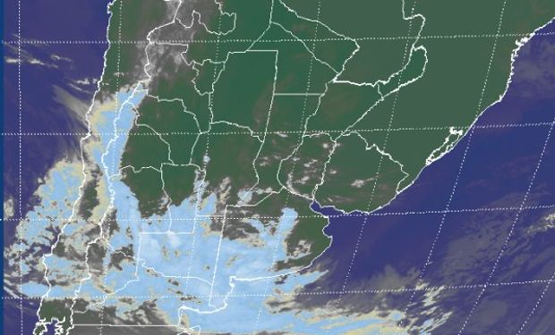 La foto satelital muestra un despliegue importante de nubosidad que se ha venido organizando desde el oeste.