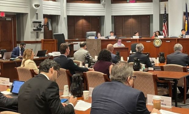 CNA defende agro brasileiro e rebate acusações dos EUA em Washington; veja vídeo