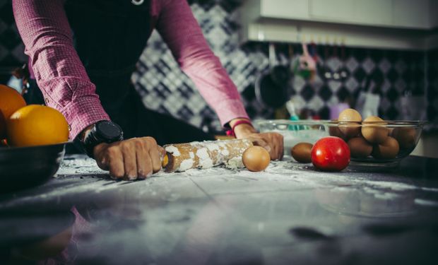 Se cocina más en casa y hay empresas de consumo que la rompen en la cuarentena