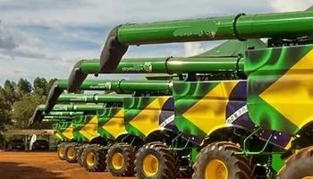 Venda de tratores crescerá 3,3% ao ano até 2030, mas de colheitadeiras e pulverizadoras deve cair