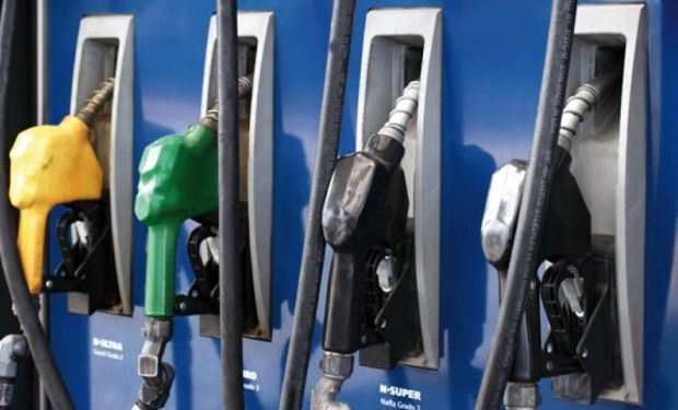 Combustibles: Misiones aplica un precio diferencial y cupos para extranjeros