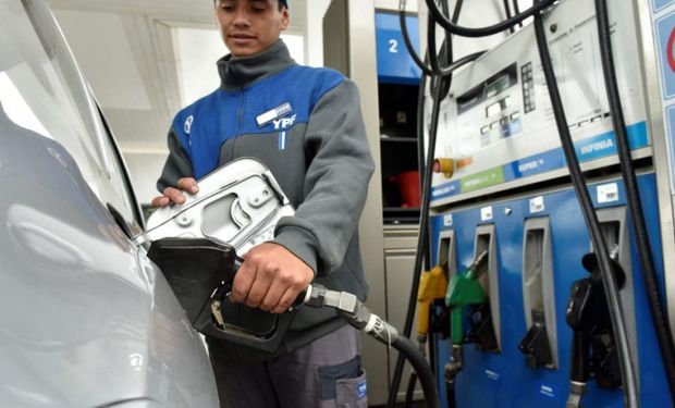 Aumentaron los combustibles: YPF y Shell fijaron una suba del 7,5 %