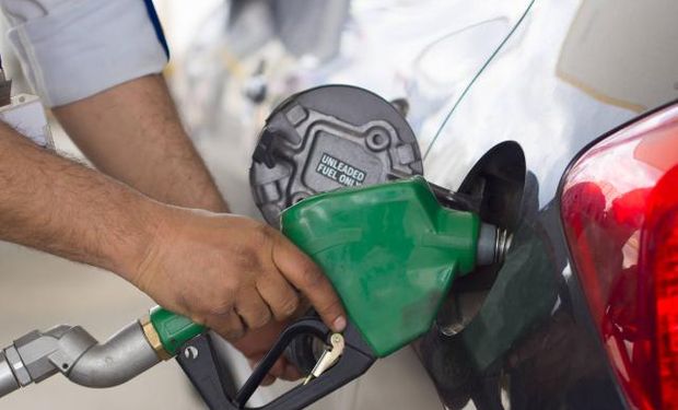 Aumento de combustibles: octubre arranca con subas de hasta un 4 %