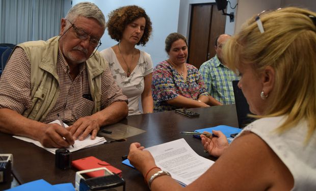 Río Cuarto: productores cordobeses suscribieron a tres nuevos Consorcios de Conservación de Suelos.