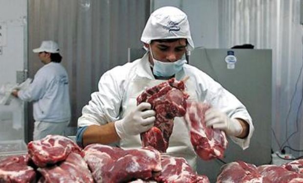 El consumo de carnes en general sumando la vacuna, la aviar, la porcina y también el pescado, alcanzó un nuevo récord.