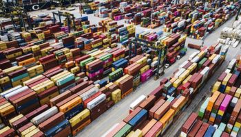 Leilão do megaterminal em Santos é adiado para 2026 após impasse no TCU