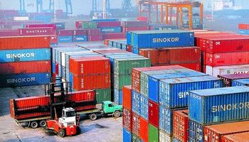 El Central sólo vende dólares para importaciones chicas