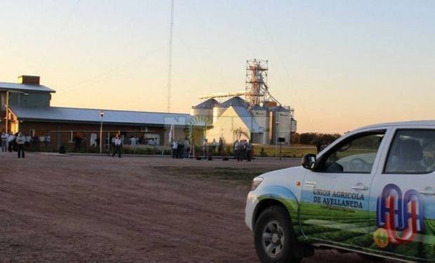 La Unión Agrícola Avellaneda aclara situación con Monsanto.