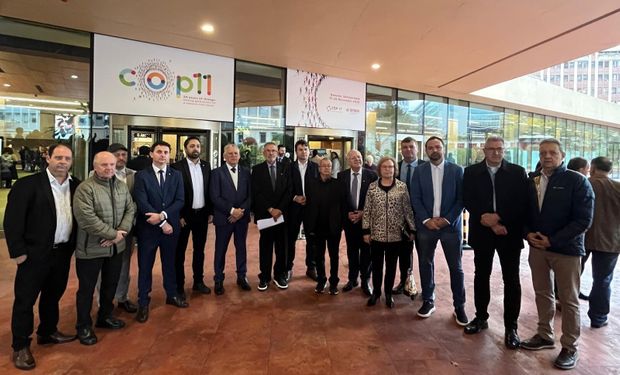 Setor reforçou a importância da mobilização de parlamentares, prefeitos, entidades e representantes de governos estaduais para abertura de um canal de diálogo com a embaixada brasileira. (Foto: Eliana Stülp Kroth)