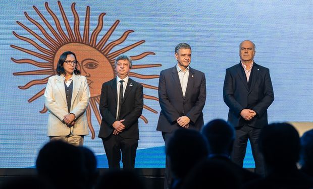 El Congreso Aapresid arrancó con un planteo desafiante: "¿De qué serviría que nosotros abracemos la siembra directa mientras todo el mundo está hablando de otra cosa?"
