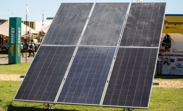 Energy Mercosur en ExpoAgro 2024 con su solución Off Grid.