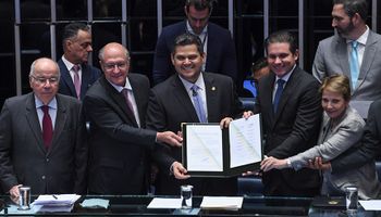 Congresso promulga acordo Mercosul-União Europeia