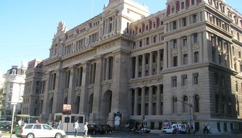 Justicia Argentina suspende aplicación de artículo clave en ley mercado de capitales