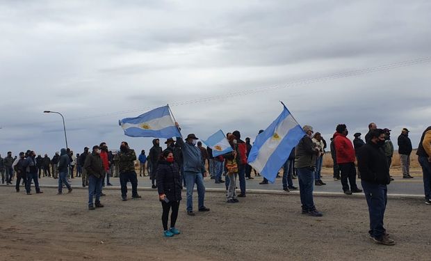 Productores autoconvocados evalúan un corte total de ingresos a San Luis