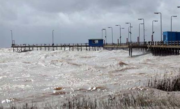 Cinco provincias en estado de alerta por la crecida del Paraná