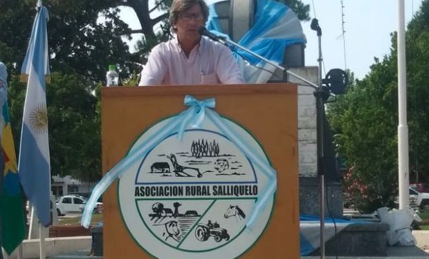 Se realizó una nueva asamblea y tractorazo en Salliqueló.
