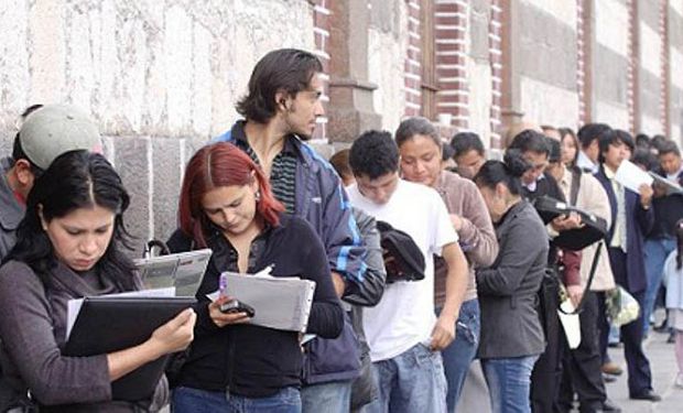 Los desempleados se convirtieron en "desalentados". Los jóvenes son quienes más sufren este desaliento en la actualidad.